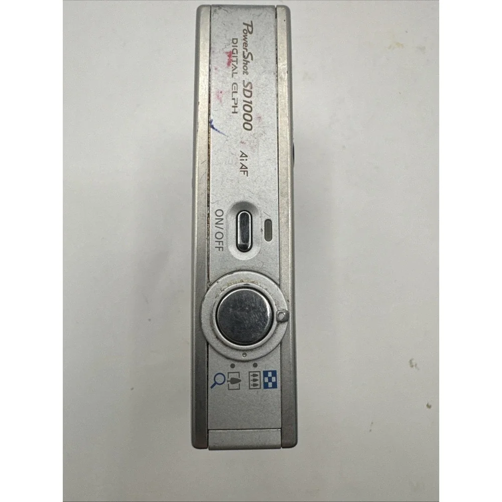 Canon PowerShot SD1000 ELPH 7.1MP Silver Compact Camera 3x Zoom Flash